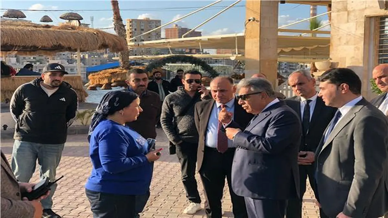 محافظ الدقهلية يصف مكتبة مصر العامة كمنصة لبناء الإنسان ومنارة للفن